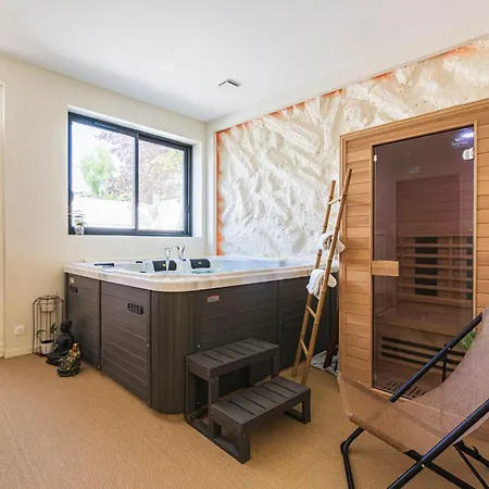 Aux Clefs Des Sacres Le Neufchatel Jacuzzi Et Sauna Appartement