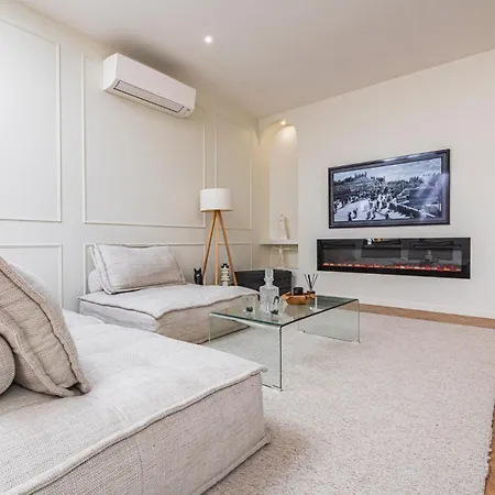 Appartement Aux Clefs Des Sacres Le Neufchatel Jacuzzi Et Sauna Reims